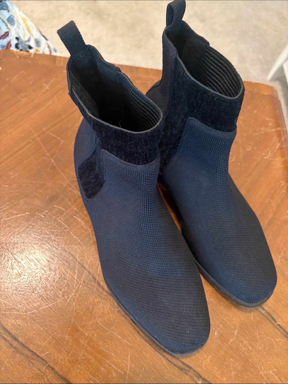 Vivaia Ryan Knit Chelsea Boots